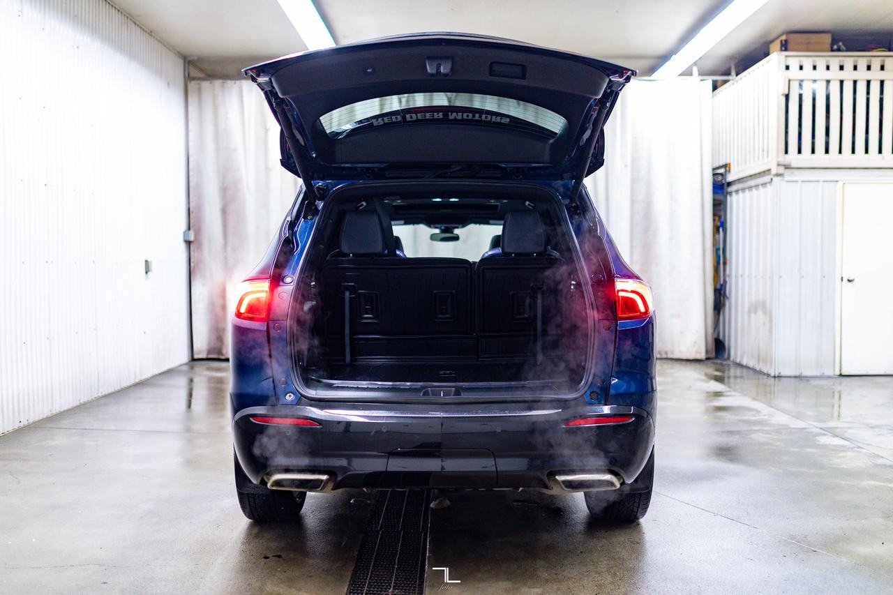 2024 Buick Enclave AWD Essence Leather Roof Nav BCam Red Deer AB