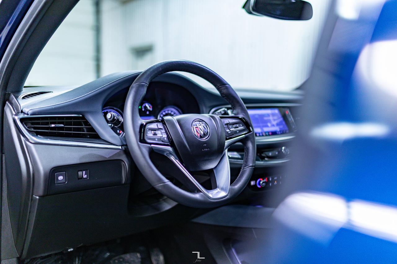 2024 Buick Enclave AWD Essence Leather Roof Nav BCam Red Deer AB