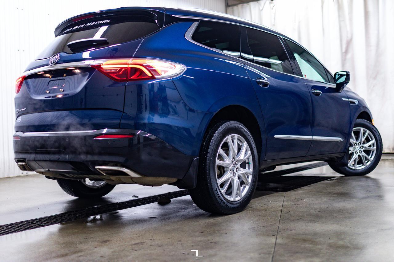 2024 Buick Enclave AWD Essence Leather Roof Nav BCam Red Deer AB