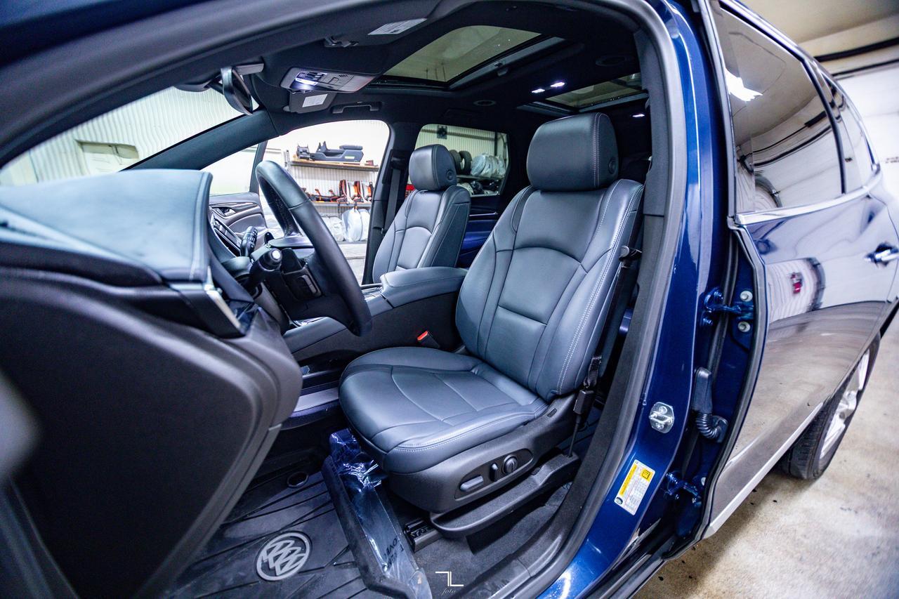 2024 Buick Enclave AWD Essence Leather Roof Nav BCam Red Deer AB