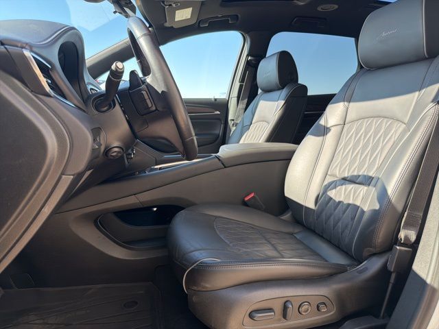 2024 Buick Enclave Avenir Watertown SD