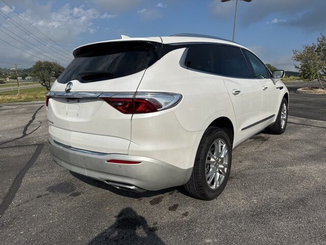 2024 Buick Enclave Essence  TX