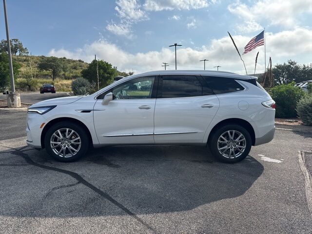 2024 Buick Enclave Essence  TX