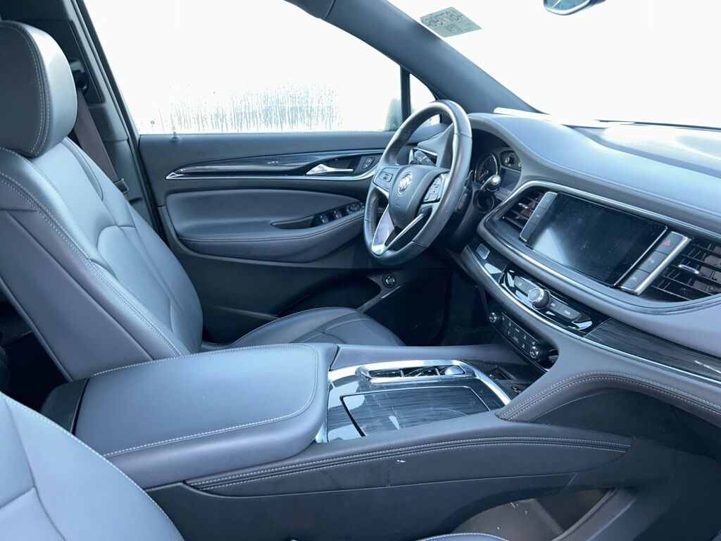 2024 Buick Enclave Essence Akron OH