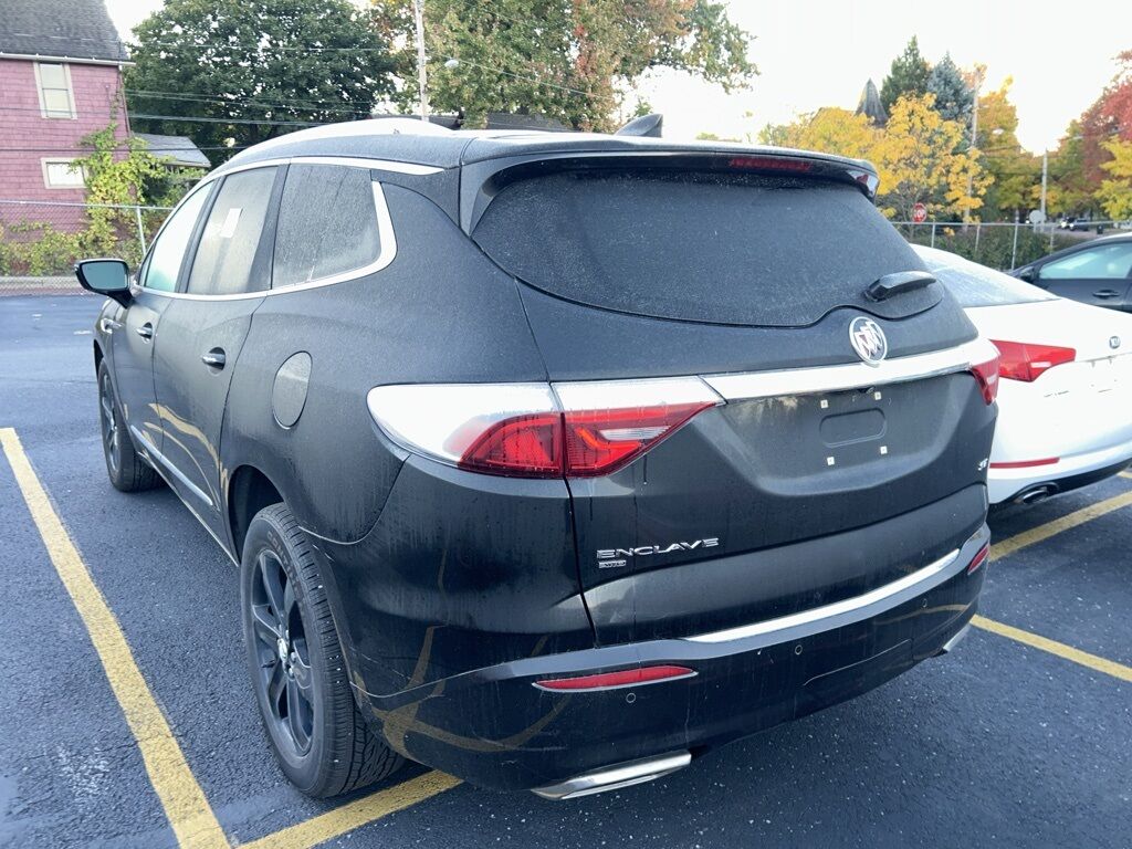 2024 Buick Enclave Essence Akron OH