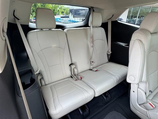 2024 Buick Enclave Essence Farmington MO