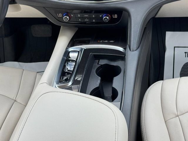 2024 Buick Enclave Essence Farmington MO