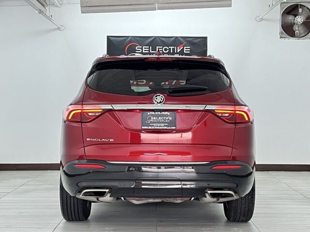 2024 Buick Enclave Premium photo 2
