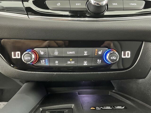 2024 Buick Enclave Premium photo 33