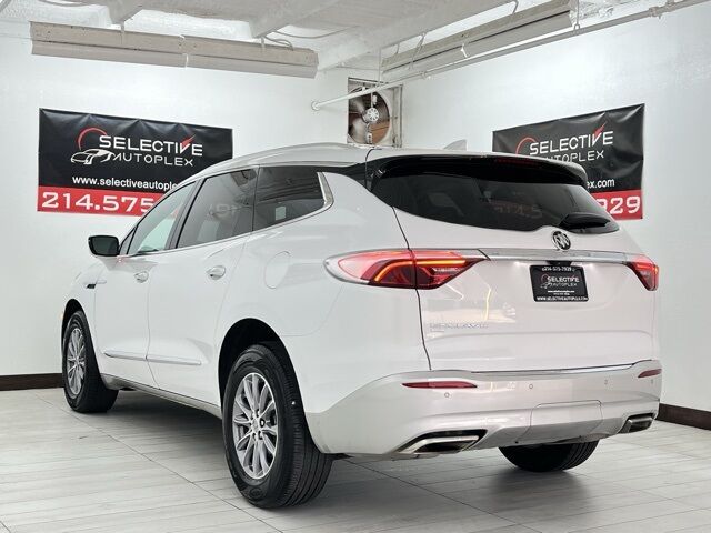 2024 Buick Enclave Premium photo 3