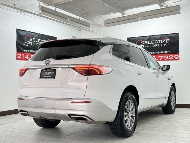 2024 Buick Enclave Premium photo 5
