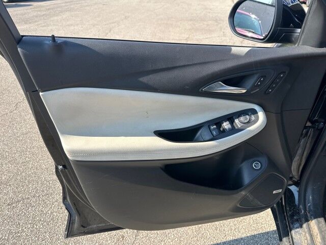 2024 Buick Encore GX Avenir Cleveland OH