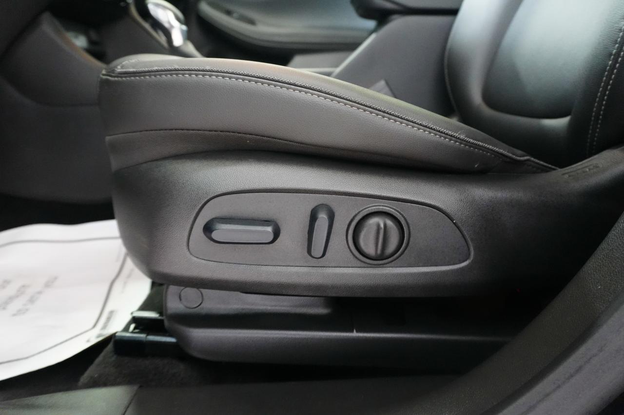 2024 Buick Encore GX Sport Touring AWD 4DR LEATHER SUNROOF Listowel ON