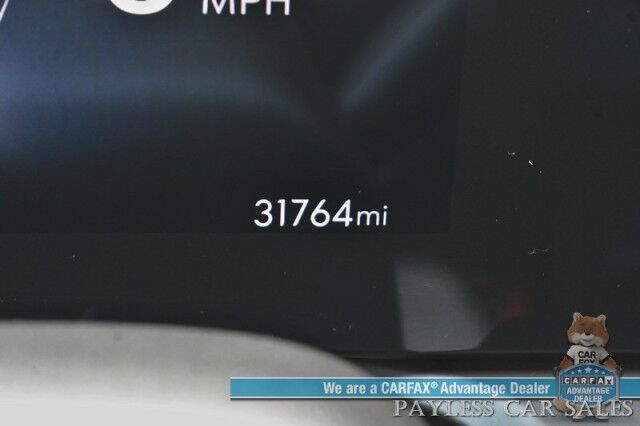 2024 Buick Encore GX Sport Touring / AWD / Driver Confidence Pkg / Forward Collision Alert / Lane Departure & Blind Spot Alert / Apple CarPlay & Android Auto / Keyless Entry & Start / Back Up Cam / 28 MPG / Aluminum Wheels / 1-Owner Anchorage AK
