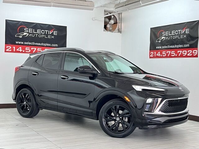 2024 Buick Encore GX Sport Touring photo 2