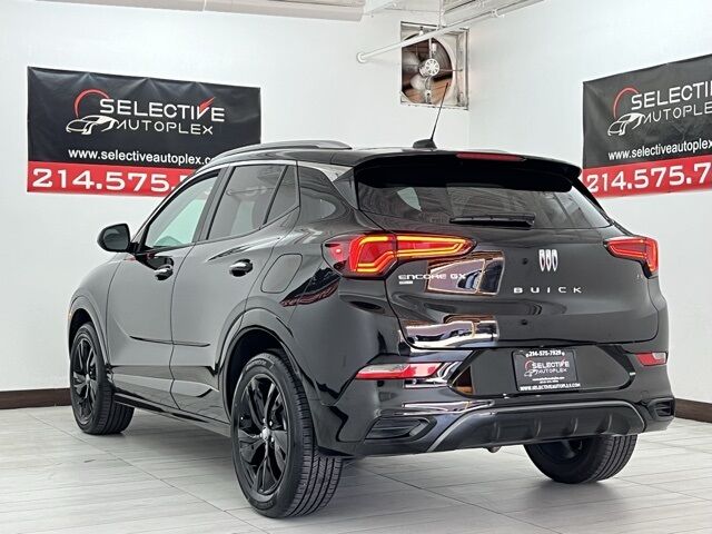2024 Buick Encore GX Sport Touring photo 3