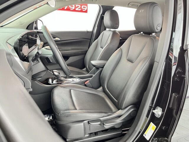 2024 Buick Encore GX Sport Touring photo 34