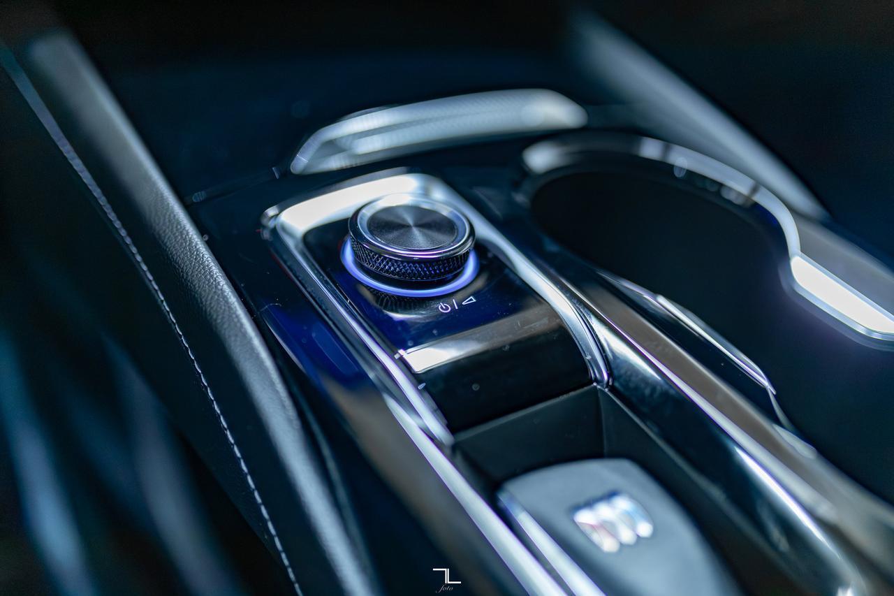 2024 Buick Envision AWD Preferred Leather Nav BCam Red Deer AB