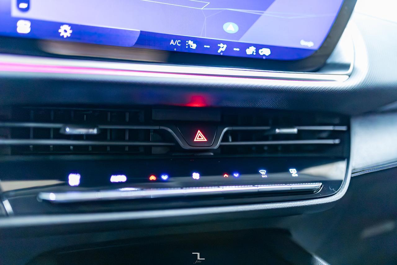 2024 Buick Envision AWD Preferred Leather Nav BCam Red Deer AB