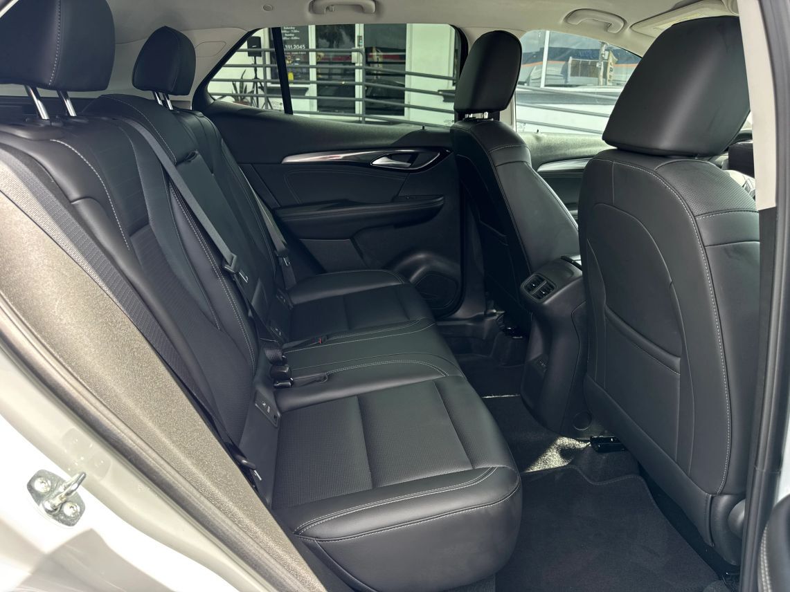 2024 Buick Envision Preferred Sport Utility 4D
