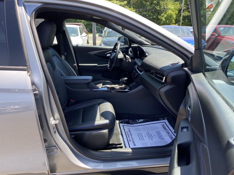 2024 Buick Envista Sport Touring Springfield PA