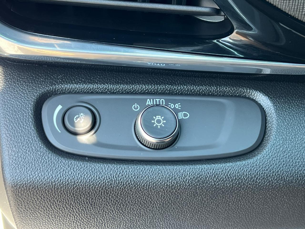 2024 Buick Envista Sport Touring Hagerstown MD