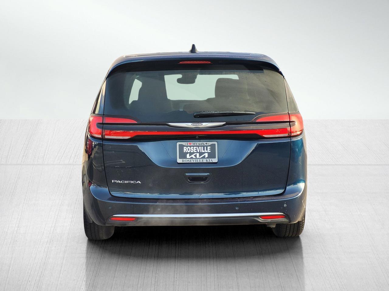 2024 CHRYSLER PACIFICA TOURING L Roseville CA