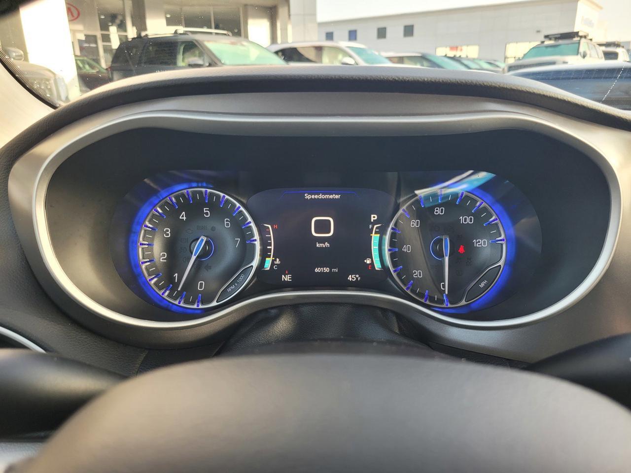 2024 CHRYSLER PACIFICA TOURING L Roseville CA