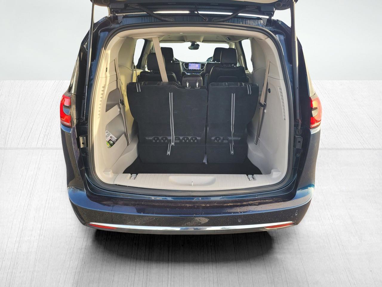 2024 CHRYSLER PACIFICA TOURING L Roseville CA