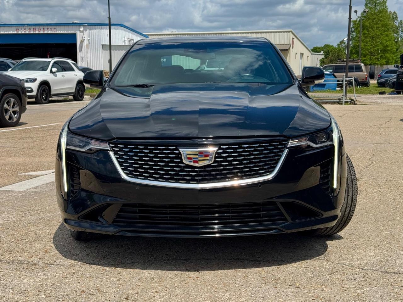 2024 Cadillac CT4 Premium Luxury