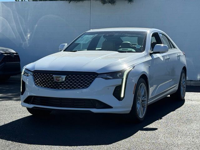 2024 Cadillac CT4