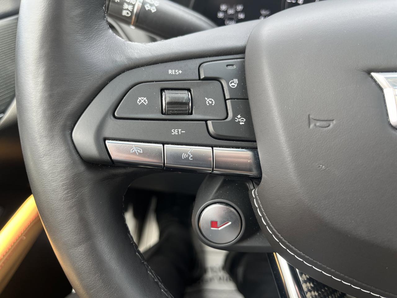 2024 Cadillac CT4-V Blackwing 6-Speed ClimatePkg w/NaturalTanLeather Sunroof Nav 18s BronzeBrakeCalipers HtdCldMemLthr Saukville WI