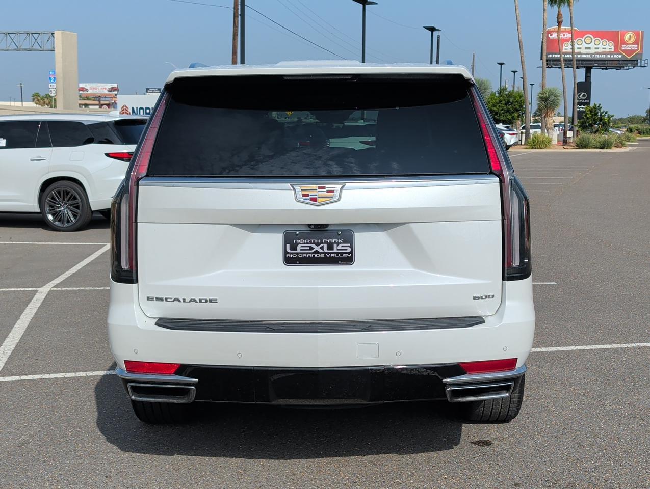 2024 Cadillac Escalade 4WD Premium Luxury Platinum