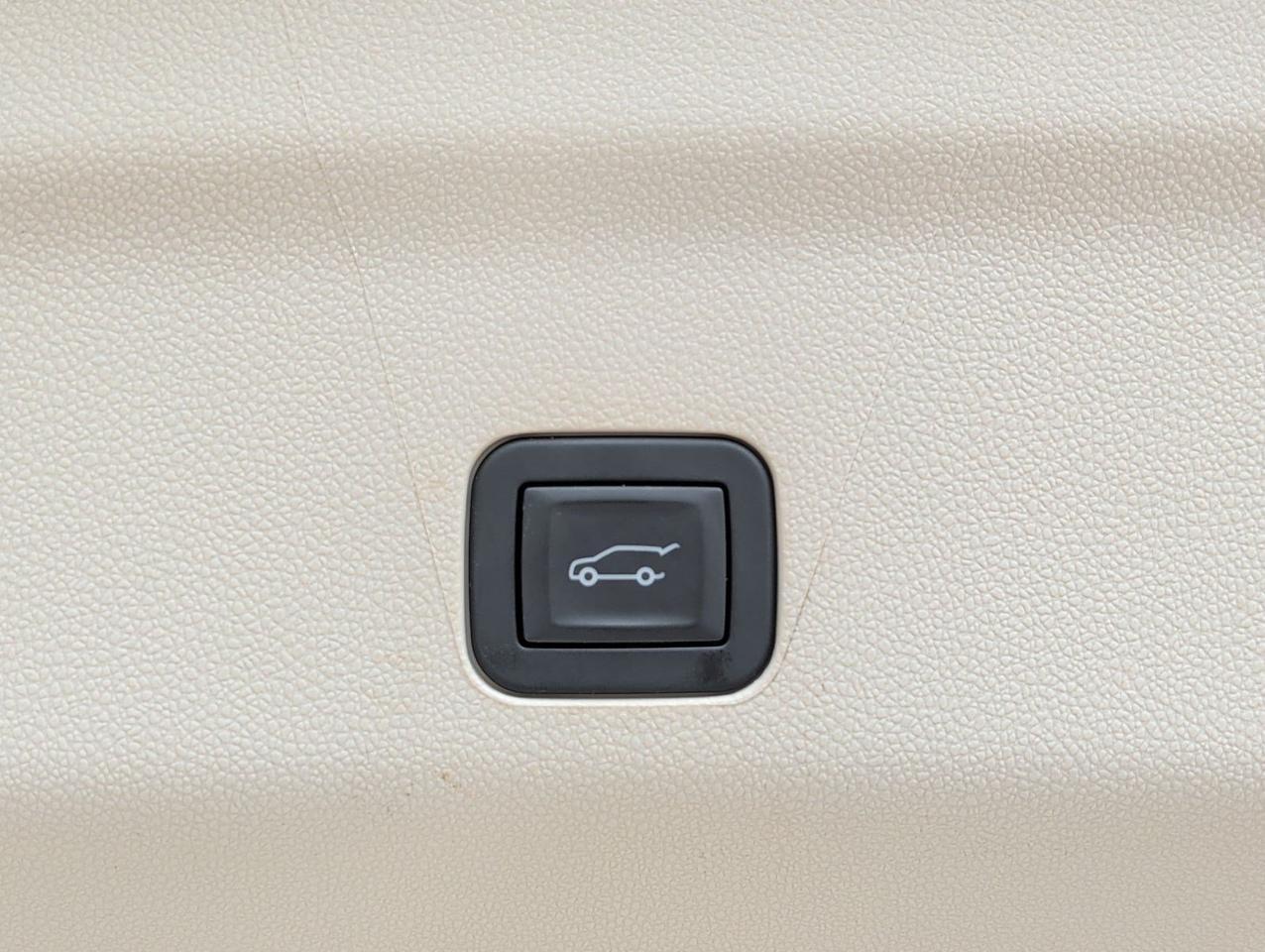 2024 Cadillac Escalade 4WD Premium Luxury Platinum San Juan TX