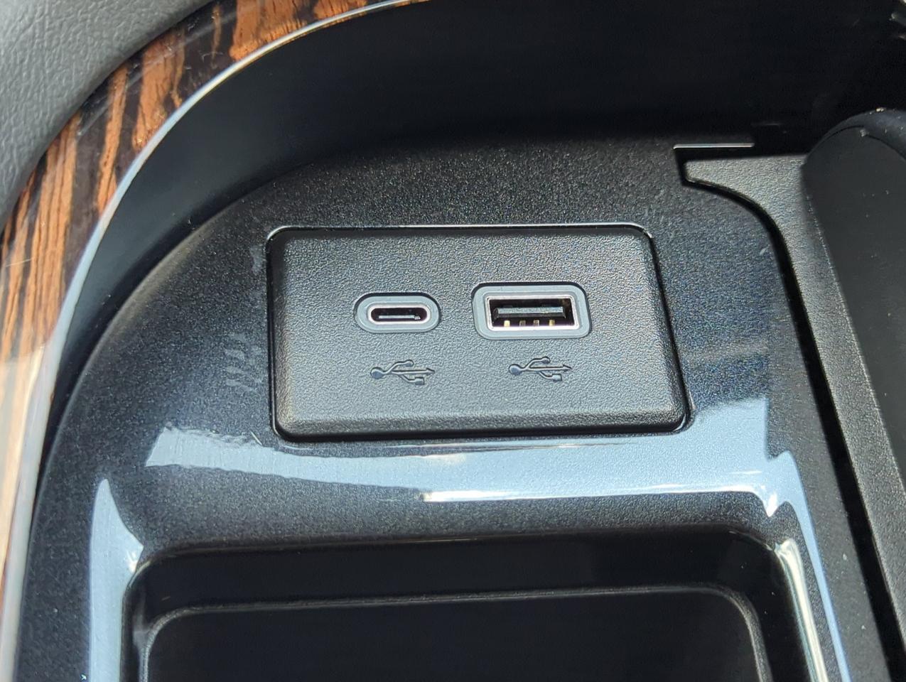 2024 Cadillac Escalade 4WD Premium Luxury Winder GA