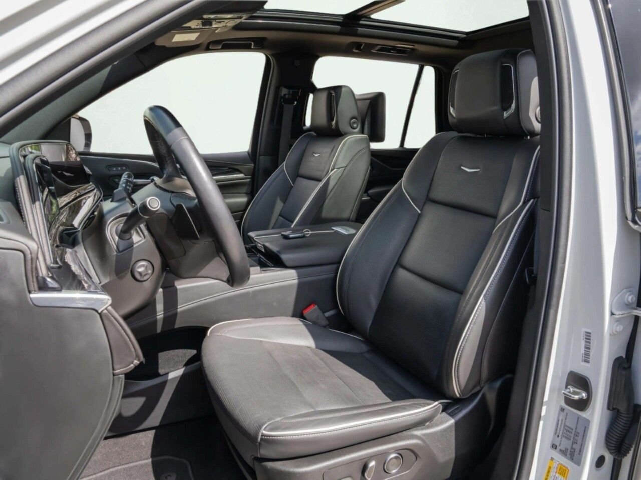 2024 Cadillac Escalade 4WD Sport- Onyx Package