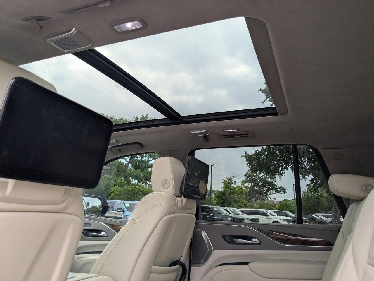 2024 Cadillac Escalade 4WD Sport Platinum