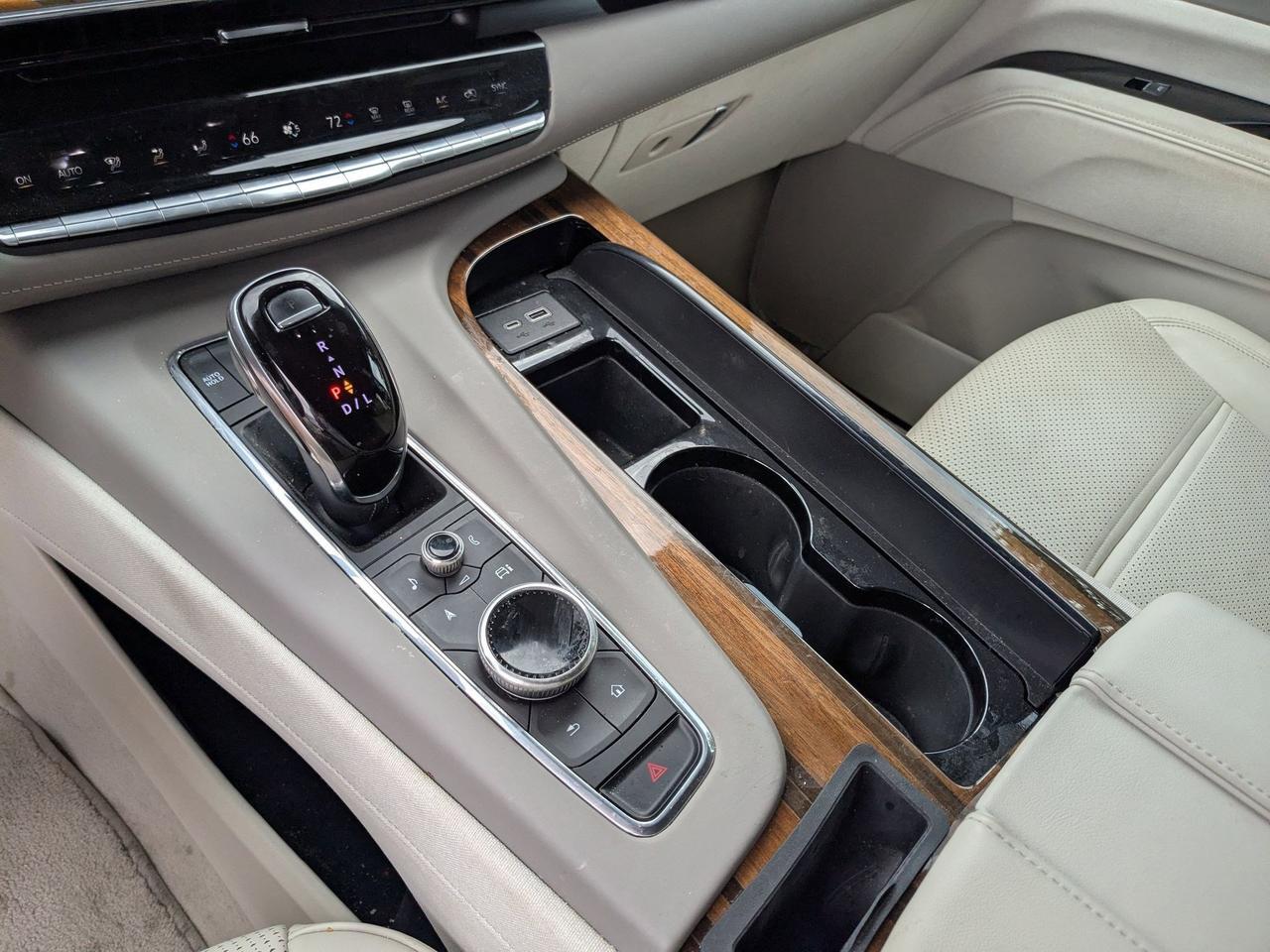 2024 Cadillac Escalade 4WD Sport Platinum