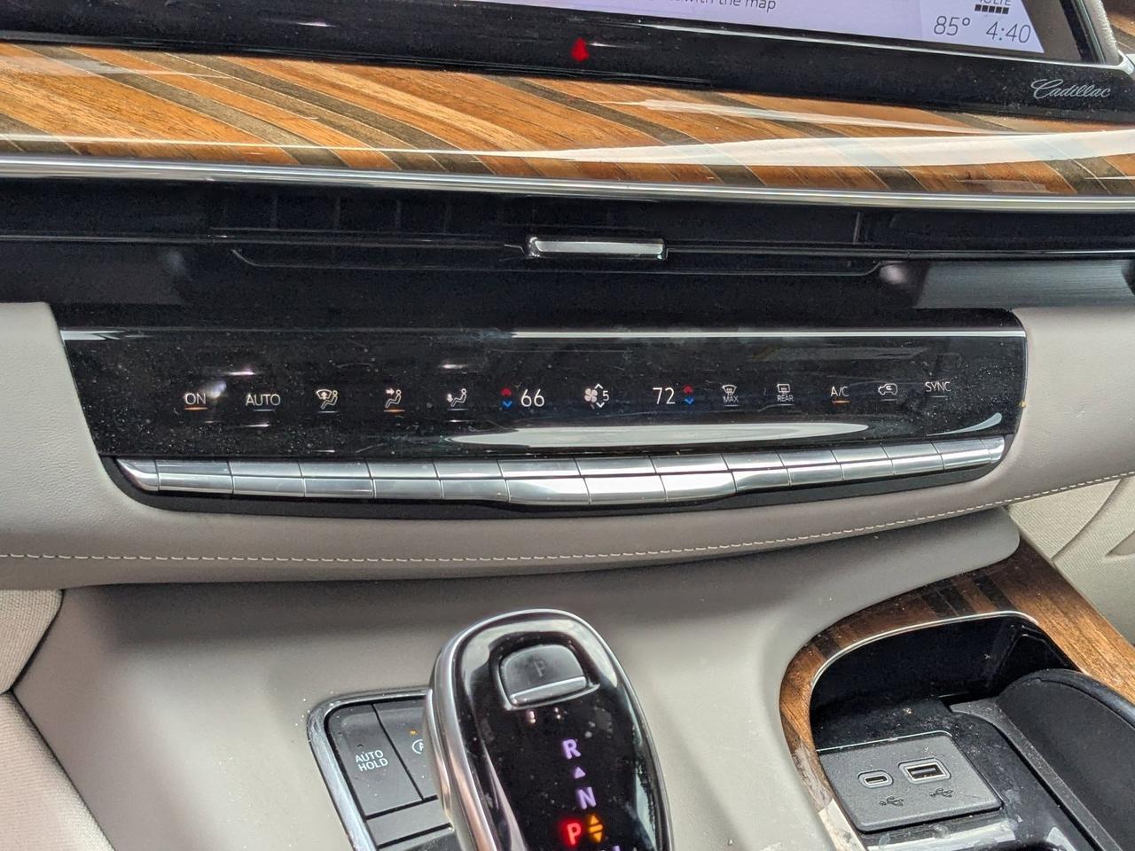 2024 Cadillac Escalade 4WD Sport Platinum