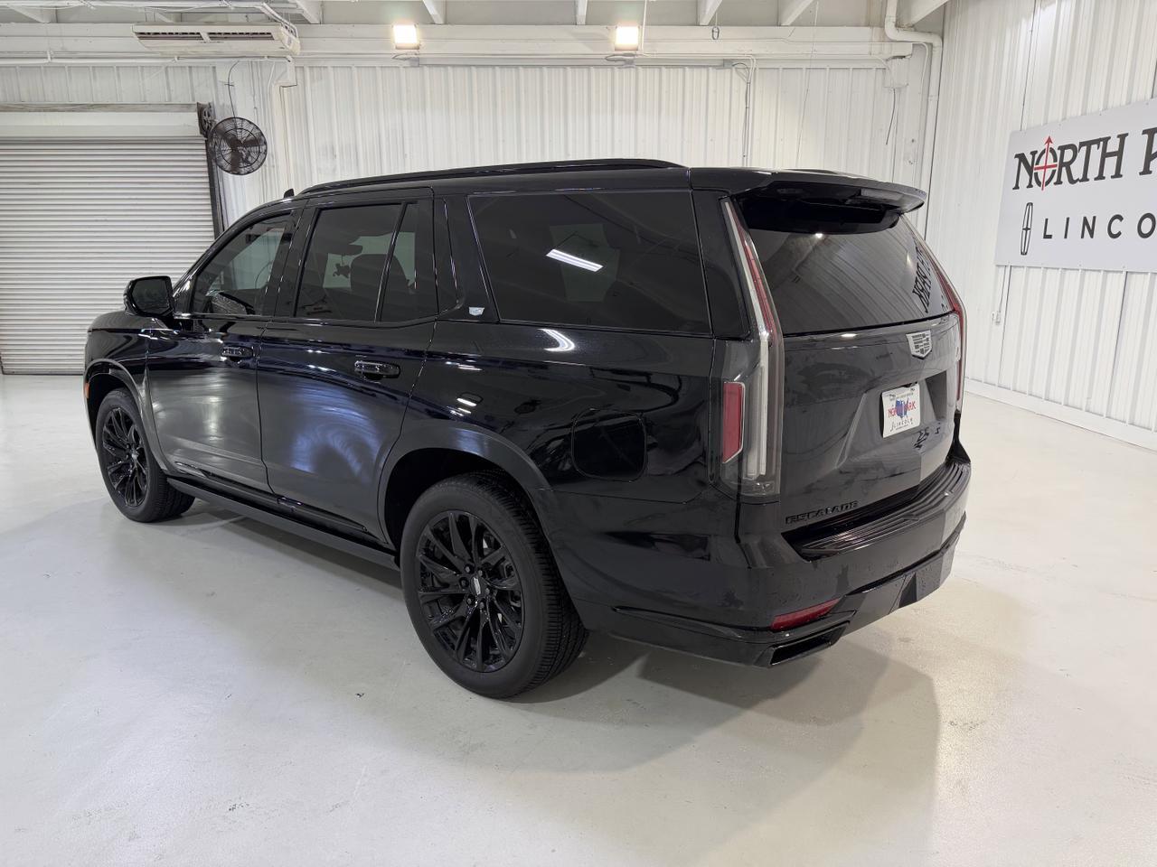 2024 Cadillac Escalade 4WD Sport