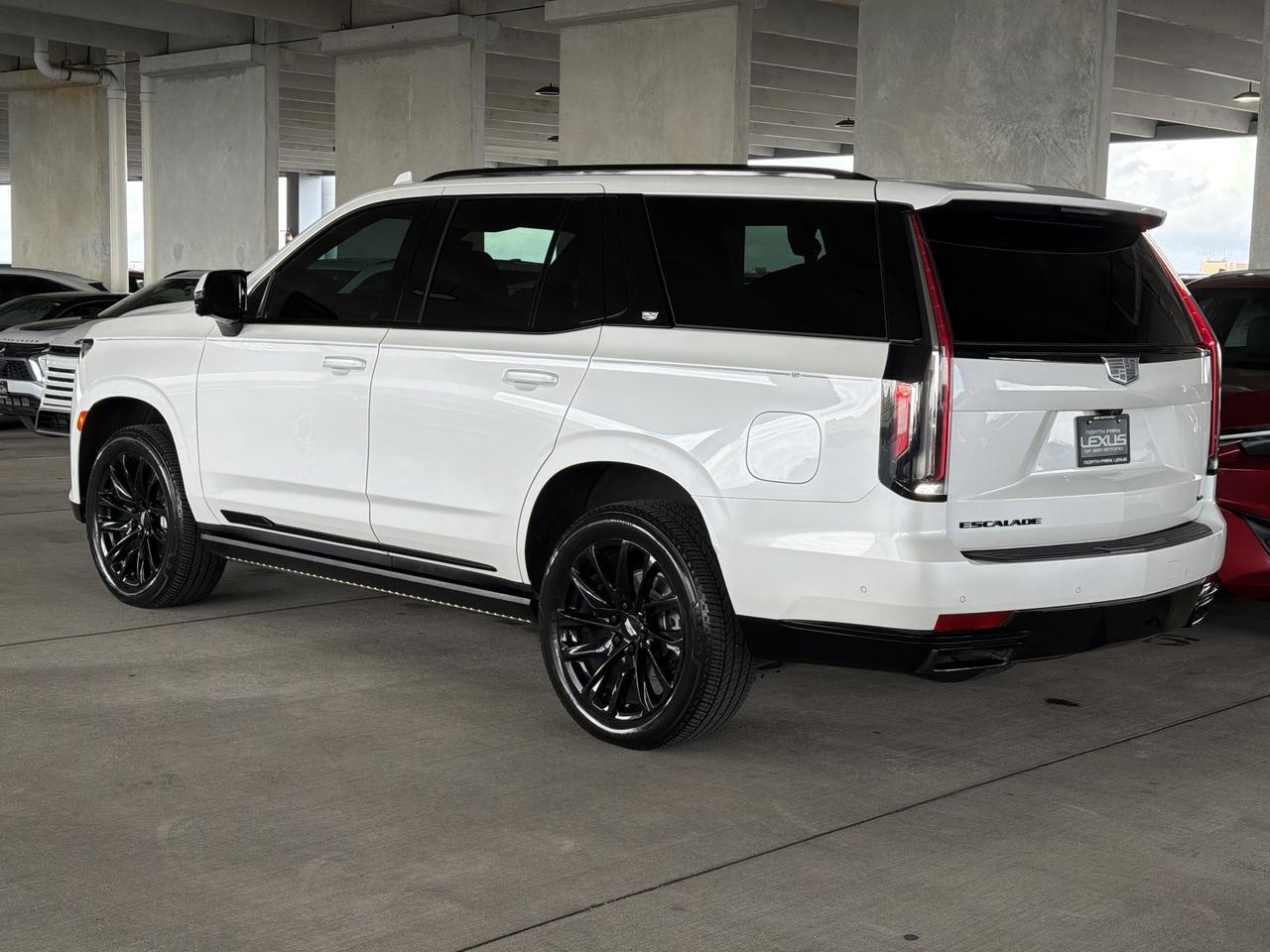 2024 Cadillac Escalade 4WD Sport
