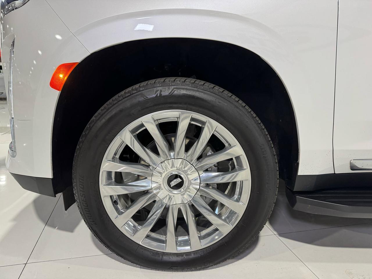 2024 Cadillac Escalade ESV 4WD Luxury Fort Lauderdale FL