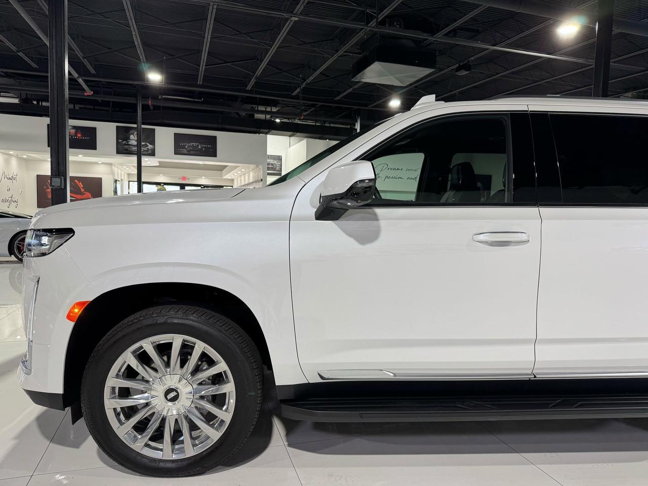2024 Cadillac Escalade ESV 4WD Luxury Fort Lauderdale FL