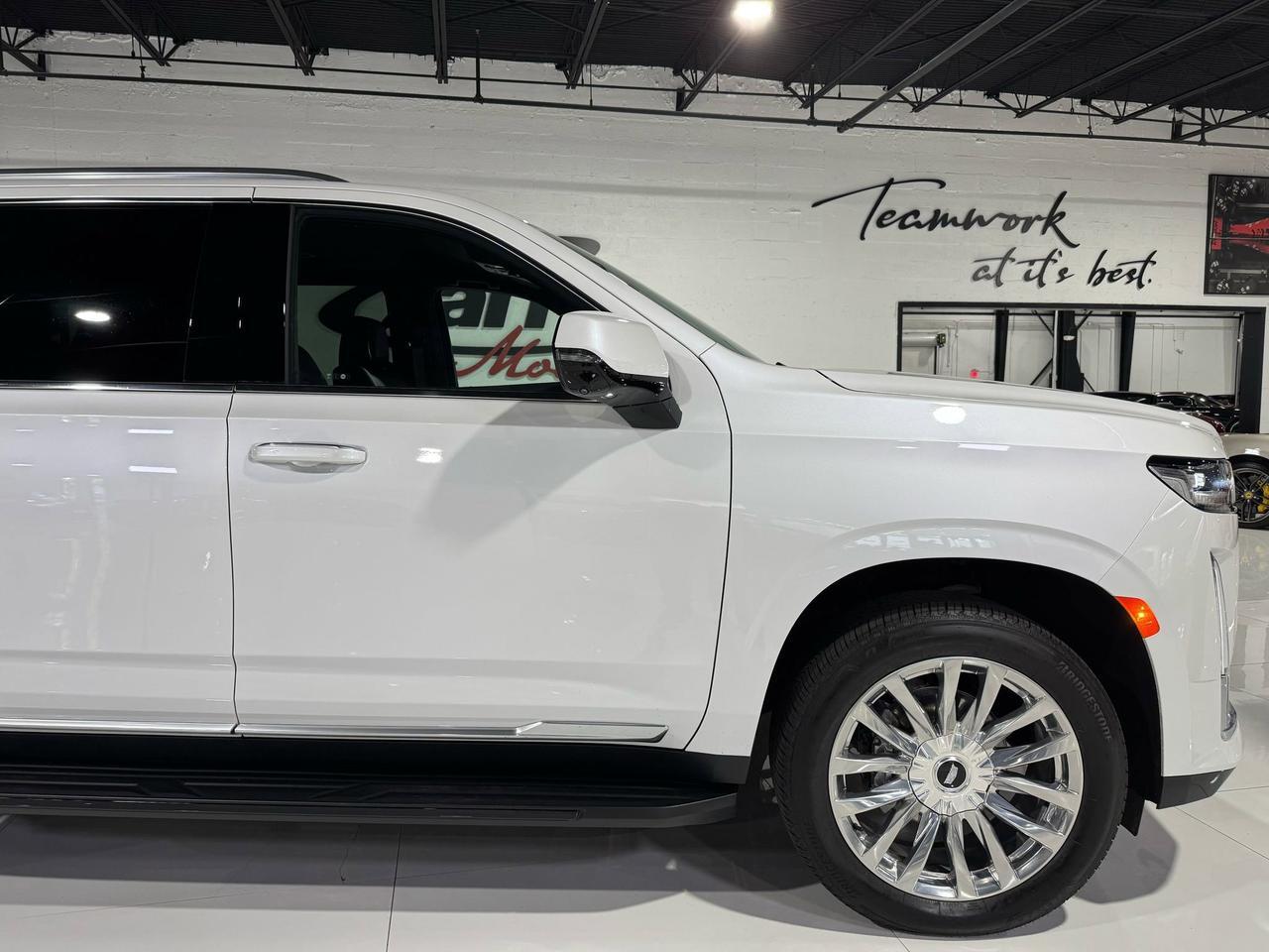 2024 Cadillac Escalade ESV 4WD Luxury Fort Lauderdale FL