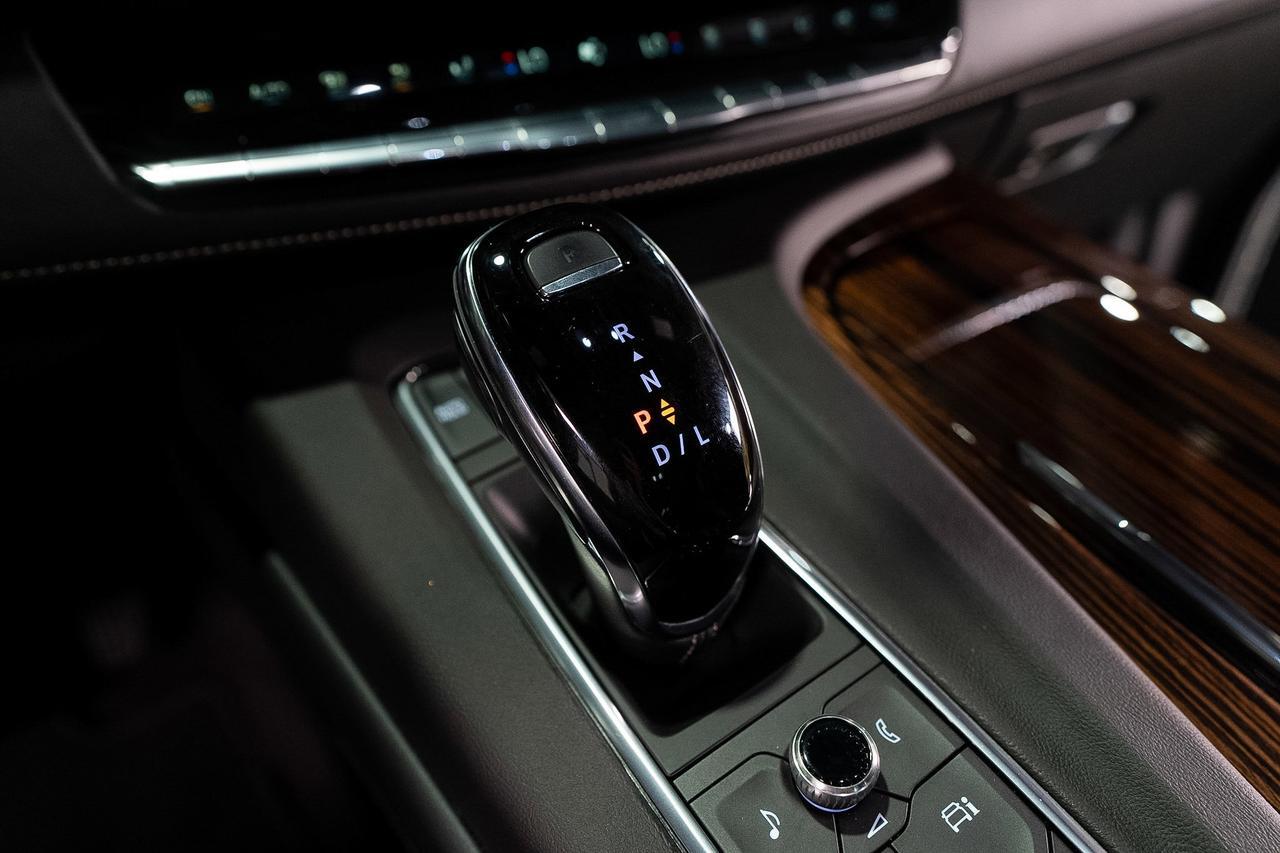 2024 Cadillac Escalade ESV 4WD Luxury Fort Lauderdale FL