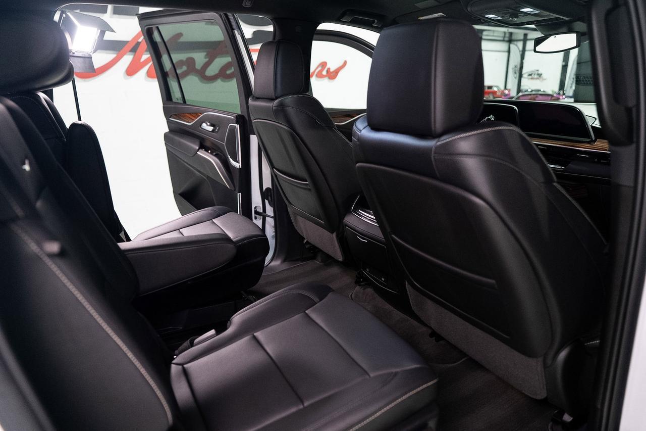 2024 Cadillac Escalade ESV 4WD Luxury Fort Lauderdale FL