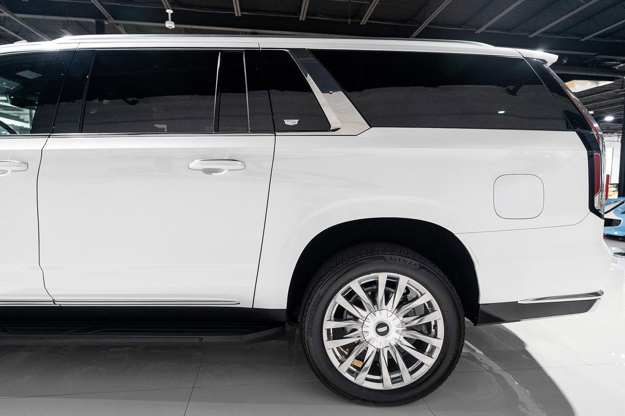 2024 Cadillac Escalade ESV 4WD Luxury Fort Lauderdale FL