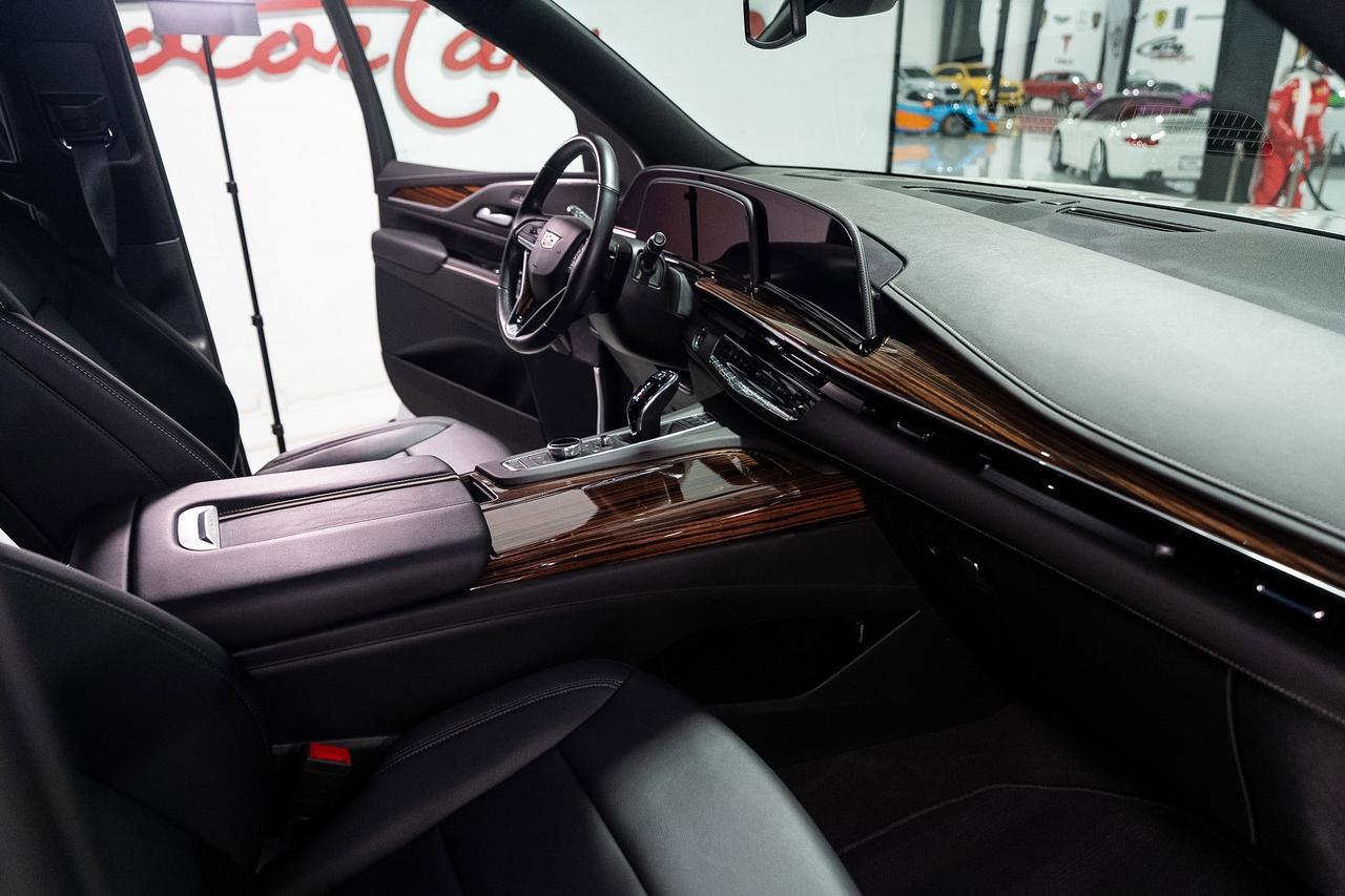 2024 Cadillac Escalade ESV 4WD Luxury Fort Lauderdale FL
