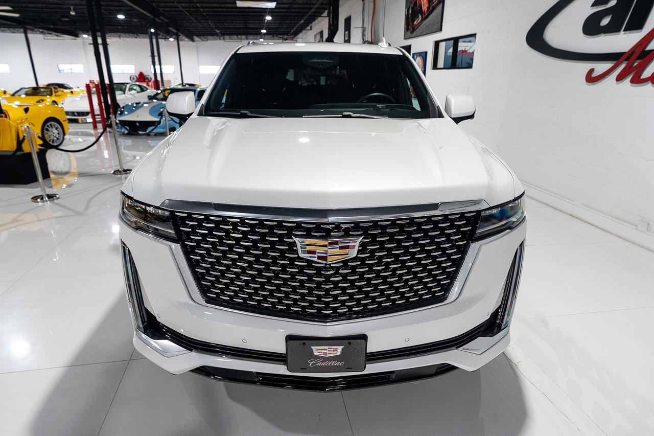 2024 Cadillac Escalade ESV 4WD Luxury