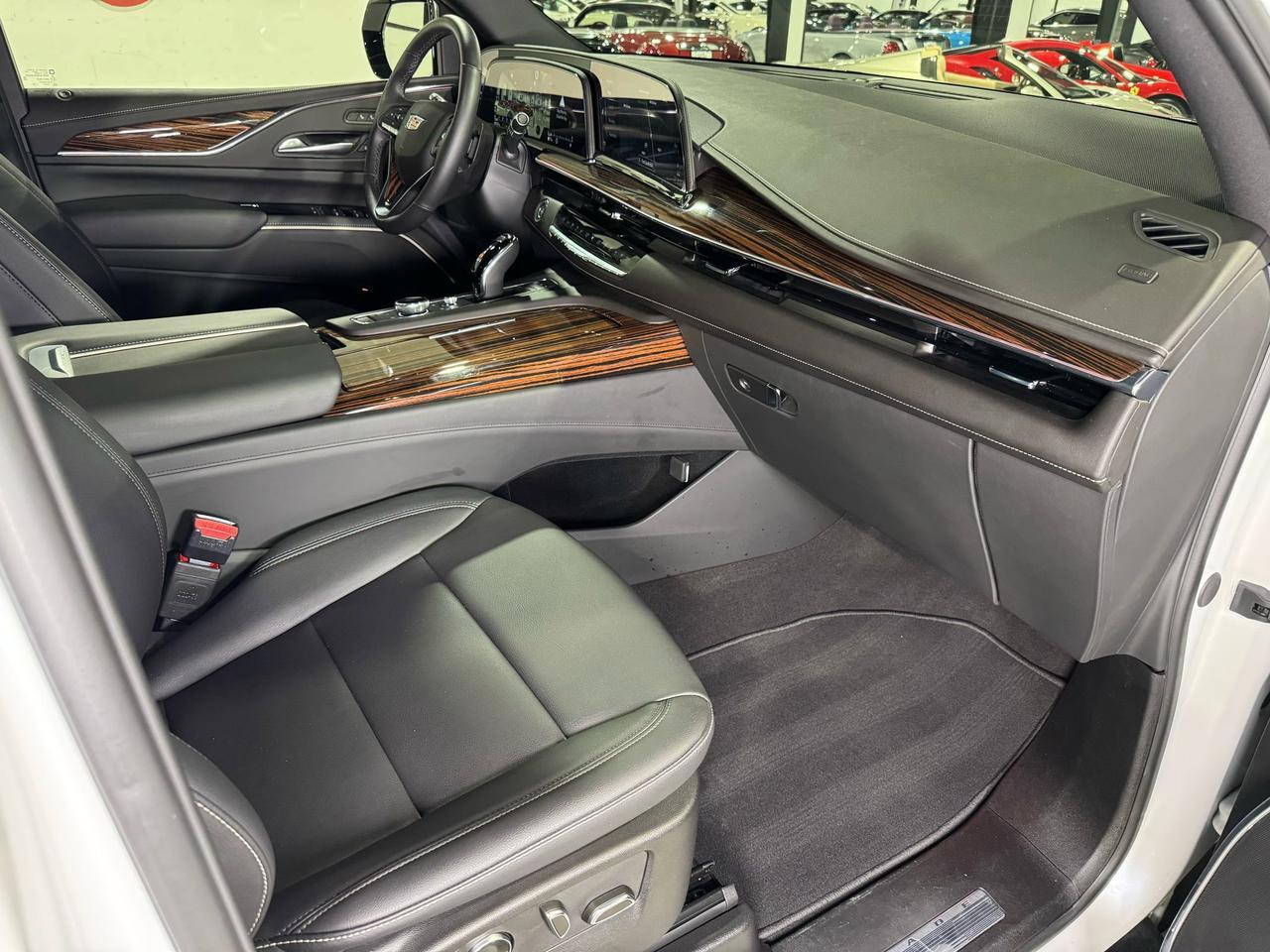 2024 Cadillac Escalade ESV 4WD Luxury Fort Lauderdale FL